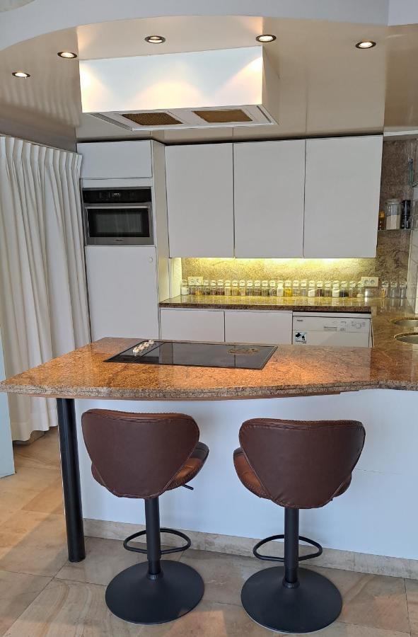 Beautyd Grey Room Centrum Gullegem Wevelgem Kültér fotó